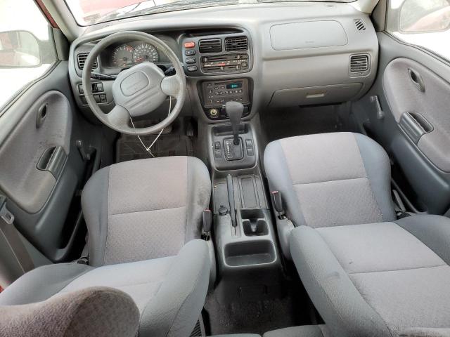 Photo 8 from auction – 2000 CHEVROLET TRACKER with VIN 2CNBE13C4Y6944341