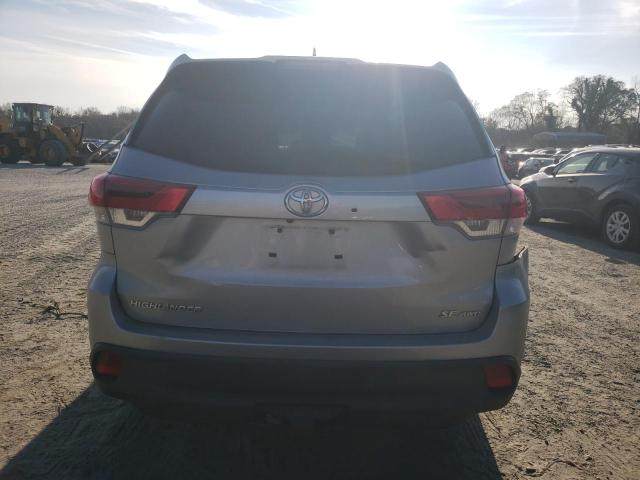 Photo 6 from auction – 2018 TOYOTA HIGHLANDER with VIN 5TDJZRFH5JS898251