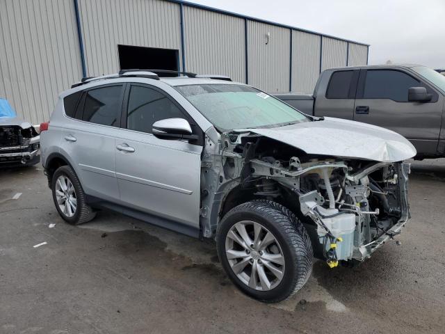 Photo 4 from auction – 2015 TOYOTA RAV4 LIMIT with VIN JTMYFREV5FJ058215