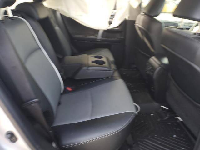 Photo 11 from auction – 2016 TOYOTA 4RUNNER SR with VIN JTEZU5JR8G5122569
