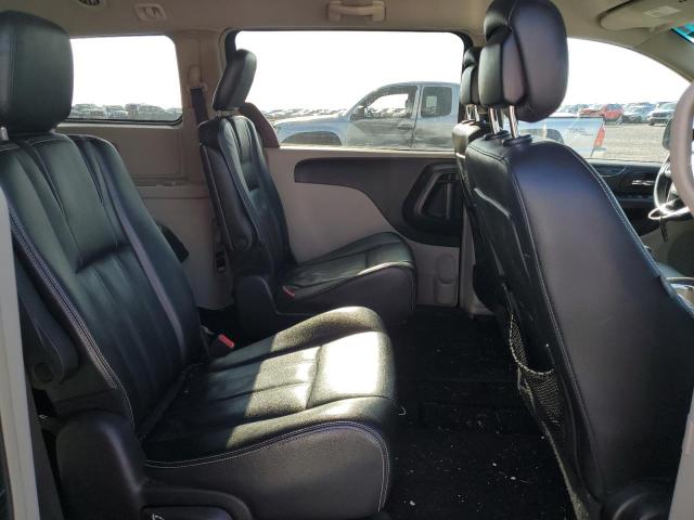 Photo 11 from auction – 2014 CHRYSLER TOWN & COU with VIN 2C4RC1BG1ER441857