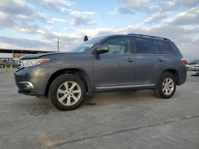 TOYOTA HIGHLANDER 2011 with VIN 5TDBK3EH6BS046869 - Photo from auction