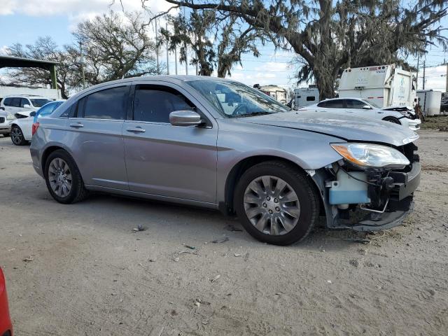 Photo 4 from auction – 2014 CHRYSLER 200 LX with VIN 1C3CCBAG8EN101653