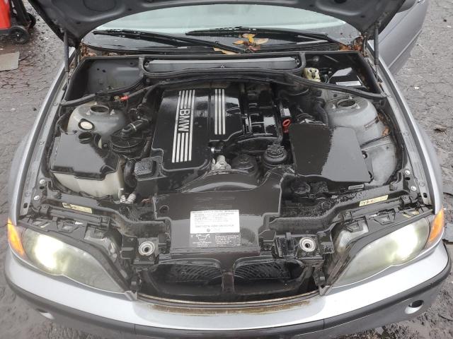 Photo 11 from auction – 2005 BMW 325I with VIN WBAAZ33495KW76661