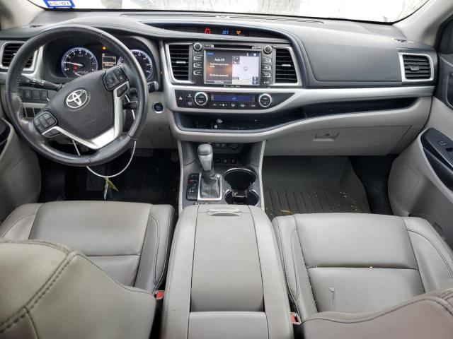 Photo 8 from auction – 2018 TOYOTA HIGHLANDER with VIN 5TDJZRFH6JS533920