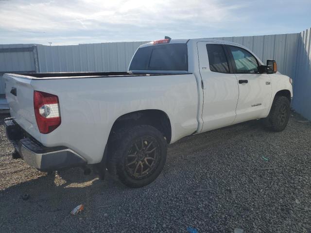 Photo 3 from auction – 2021 TOYOTA TUNDRA DOU with VIN 5TFRY5F13MX295959