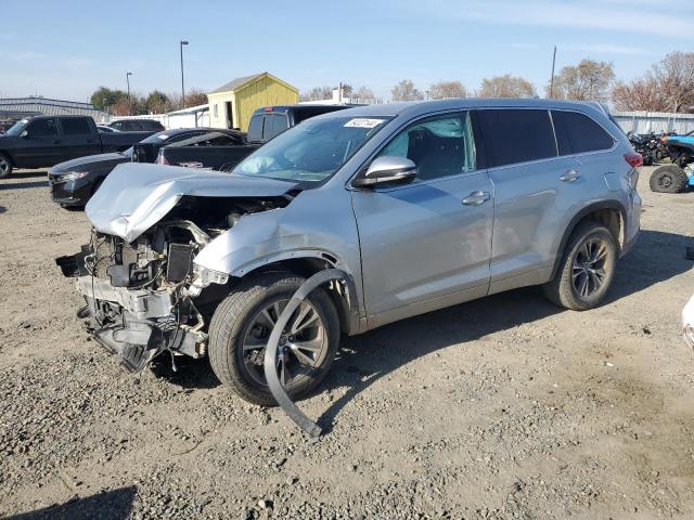 TOYOTA HIGHLANDER 2018 with VIN 5TDZZRFHXJS284525 - Photo from auction
