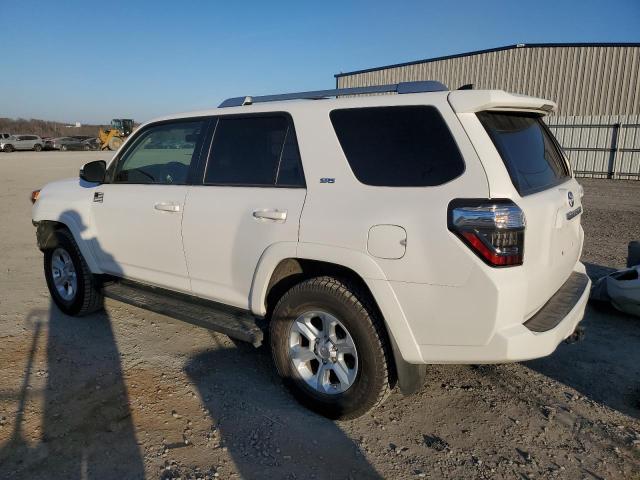 Photo 2 from auction – 2016 TOYOTA 4RUNNER SR with VIN JTEBU5JR4G5354958