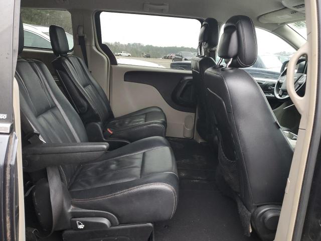Photo 11 from auction – 2014 CHRYSLER TOWN & COU with VIN 2C4RC1BG3ER255835