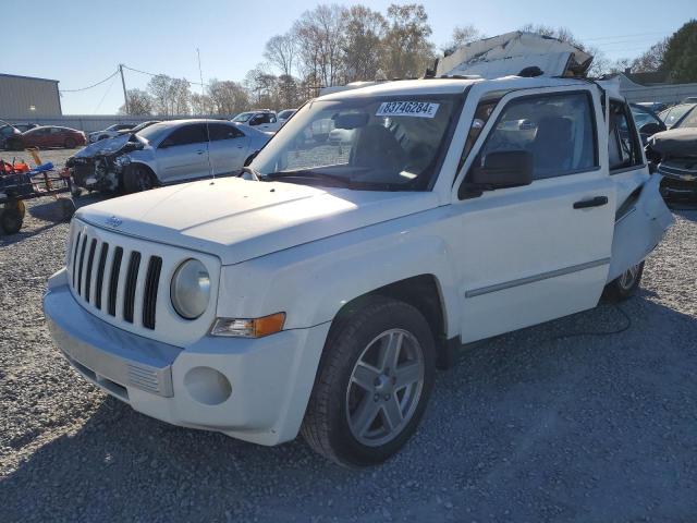 JEEP PARTROIT 2008 with VIN 1J8FT48W18D521193 - Photo from auction