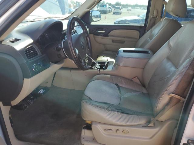 Photo 7 from auction – 2010 GMC YUKON DENA with VIN 1GKUKEEF4AR254592