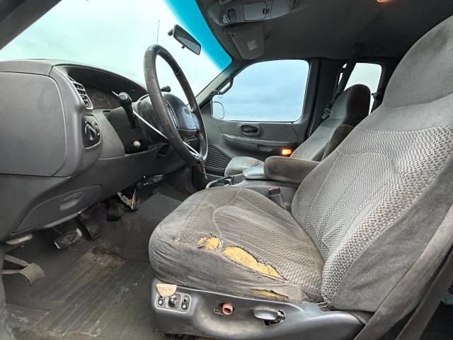 Photo 7 from auction – 2000 FORD F150 with VIN 1FTRX18L5YNA29872