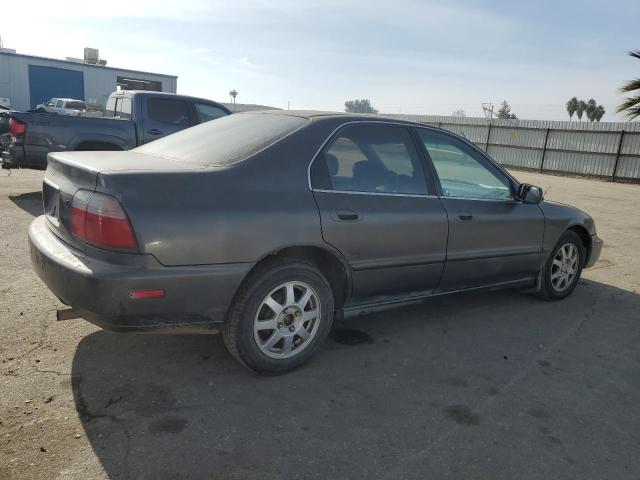 Photo 3 from auction – 1997 HONDA ACCORD LX with VIN JHMCD5633VC012714
