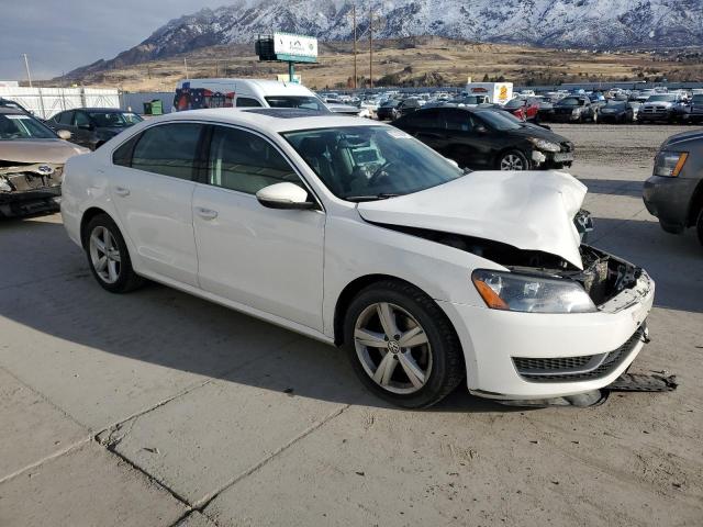 Photo 4 from auction – 2012 VOLKSWAGEN PASSAT SE with VIN 1VWBP7A30CC035269