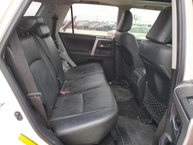 Photo 11 from auction – 2018 TOYOTA 4RUNNER SR with VIN JTEZU5JRXJ5176592