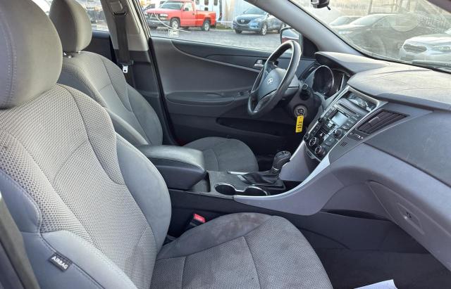 Photo 5 from auction – 2014 HYUNDAI SONATA GLS with VIN 5NPEB4AC6EH807522