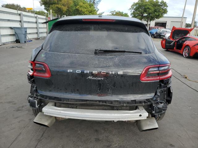 Photo 6 from auction – 2017 PORSCHE MACAN with VIN WP1AA2A53HLB07818