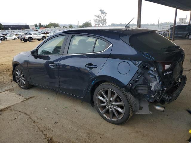 Photo 2 from auction – 2018 MAZDA 3 TOURING with VIN 3MZBN1L35JM181744