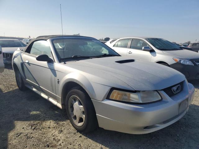 Photo 4 from auction – 2000 FORD MUSTANG with VIN 1FAFP4441YF169212