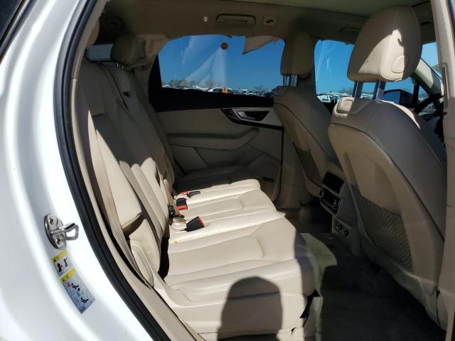 Photo 11 from auction – 2019 AUDI Q7 PREMIUM with VIN WA1LHAF73KD043298