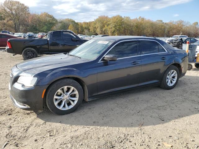 Photo 1 from auction – 2015 CHRYSLER 300 LIMITE with VIN 2C3CCAAGXFH819273