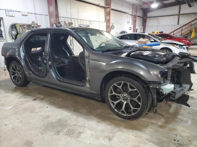 Photo 4 from auction – 2018 CHRYSLER 300 S with VIN 2C3CCABG6JH144304