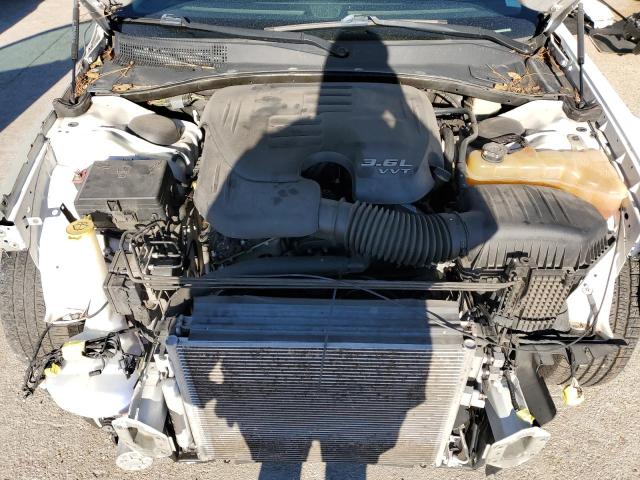 Photo 11 from auction – 2014 CHRYSLER 300 with VIN 2C3CCAAGXEH141705