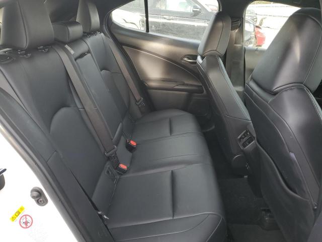 Photo 10 from auction – 2019 LEXUS UX 200 with VIN JTHY3JBH9K2018005