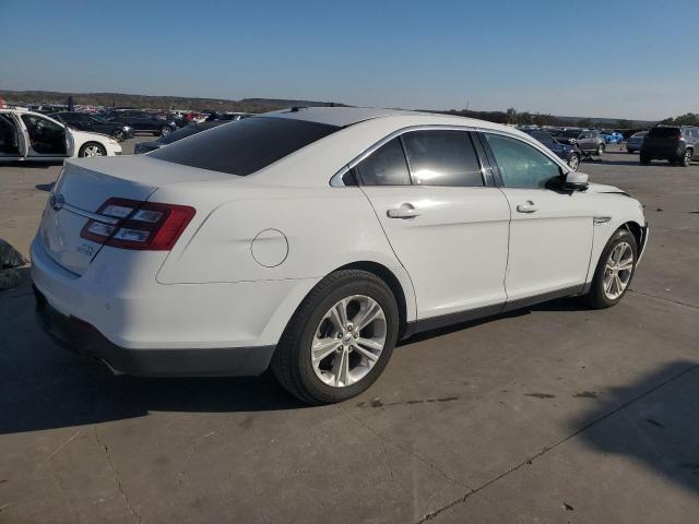 Photo 3 from auction – 2017 FORD TAURUS SEL with VIN 1FAHP2E87HG110643