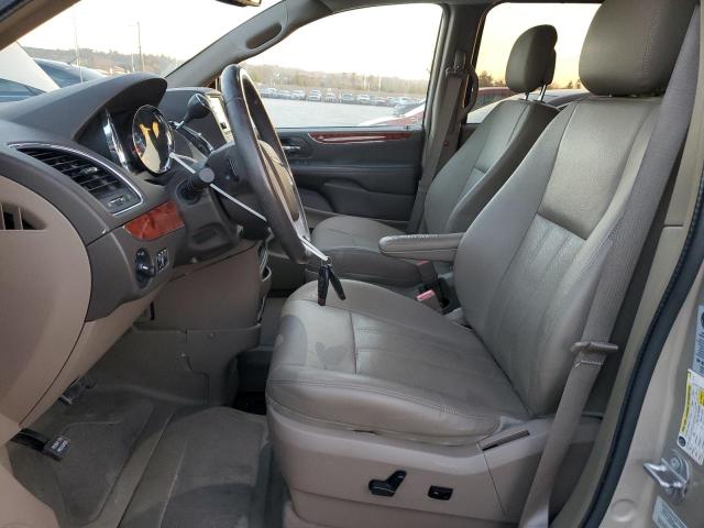 Photo 7 from auction – 2016 CHRYSLER TOWN & COU with VIN 2C4RC1CG4GR149170