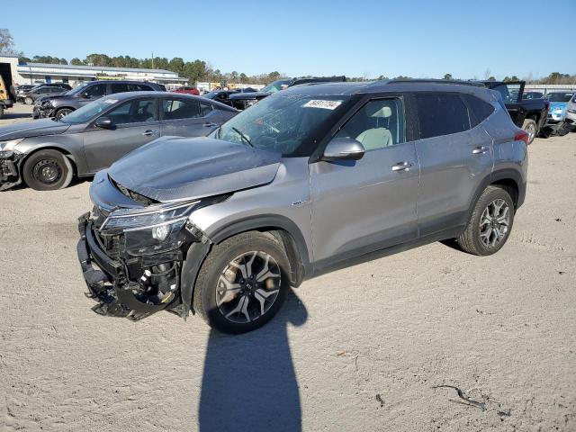 KIA SELTOS EX 2021 with VIN KNDERCAA5M7192713 - Photo from auction