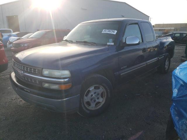 CHEVROLET SILVERADO 2000 with VIN 2GCEC19V8Y1352258 - Photo from auction