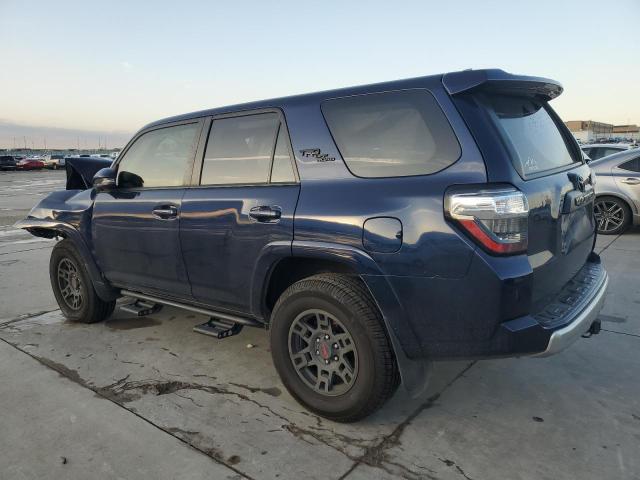 Photo 2 from auction – 2018 TOYOTA 4RUNNER SR with VIN JTEBU5JR2J5579659