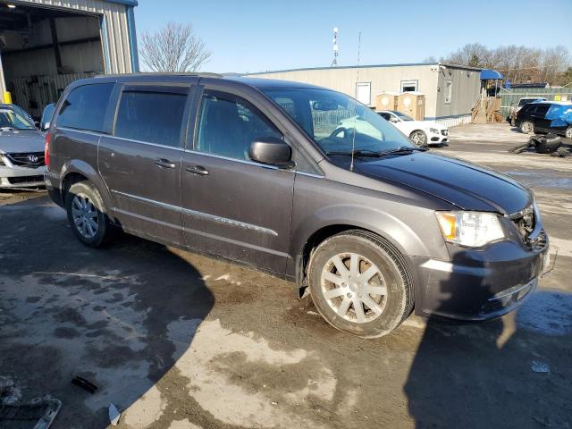 Photo 4 from auction – 2015 CHRYSLER TOWN & COU with VIN 2C4RC1BG1FR618103