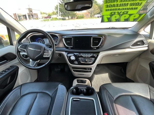 Photo 9 from auction – 2018 CHRYSLER PACIFICA T with VIN 2C4RC1EGXJR106344