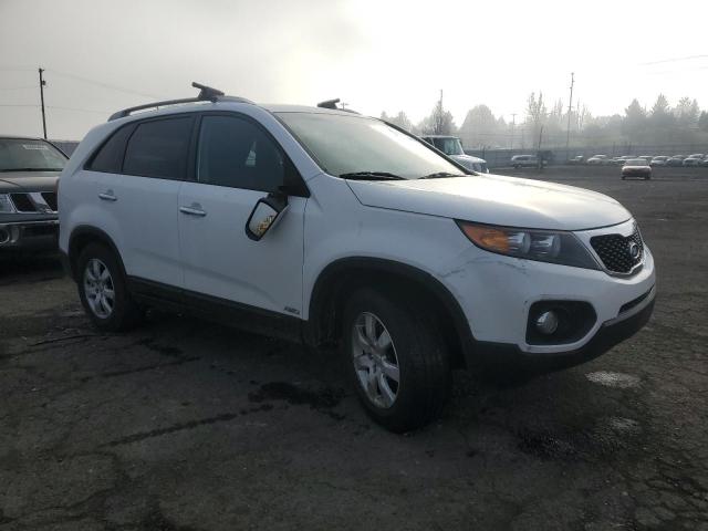 Photo 4 from auction – 2013 KIA SORENTO LX with VIN 5XYKTDA67DG346833