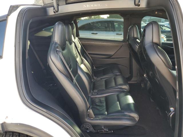 Photo 11 from auction – 2016 TESLA MODEL X with VIN 5YJXCAE24GF002884