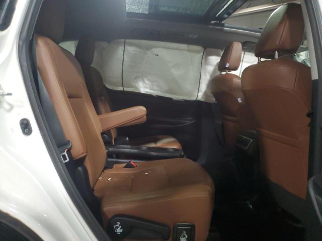Photo 11 from auction – 2017 TOYOTA HIGHLANDER with VIN 5TDDZRFH9HS418915