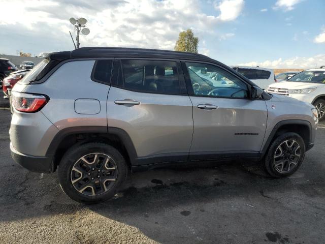 Снимка 3 от търг – 2021 JEEP COMPASS TR с VIN 3C4NJDDB4MT571683