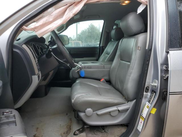 Photo 7 from auction – 2011 TOYOTA TUNDRA DOU with VIN 5TFRU5F16BX025858
