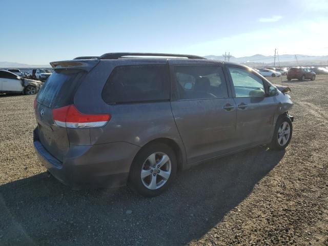 Photo 3 from auction – 2014 TOYOTA SIENNA LE with VIN 5TDKK3DC7ES466277