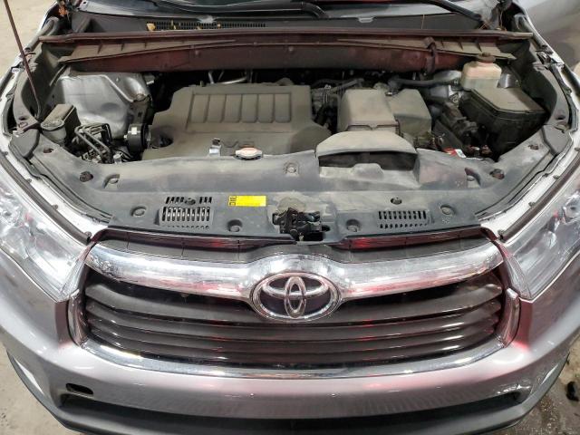 Photo 12 from auction – 2016 TOYOTA HIGHLANDER with VIN 5TDBKRFH5GS337887