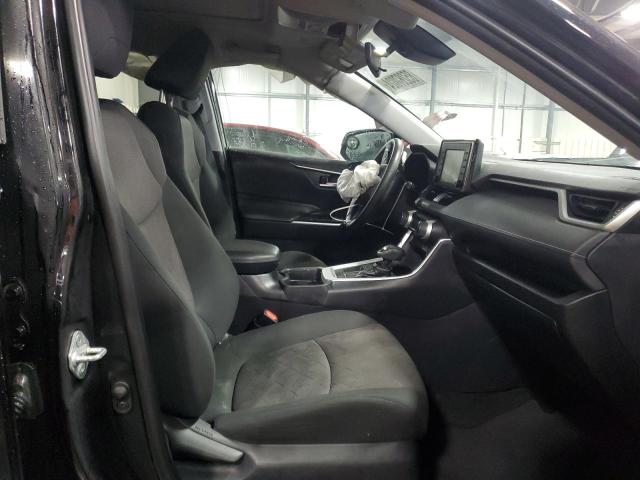 Photo 7 from auction – 2019 TOYOTA RAV4 XLE with VIN 2T3W1RFV9KW034211