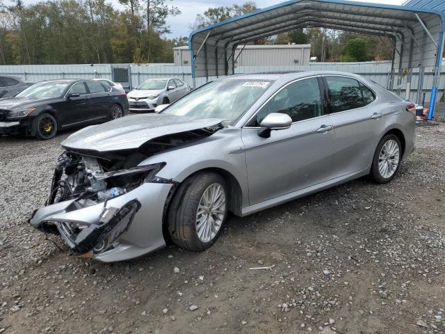 TOYOTA CAMRY XLE 2020 with VIN 4T1F31AK2LU531328 - Photo from auction