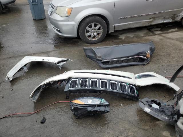Photo 13 from auction – 2020 JEEP COMPASS LI with VIN 3C4NJDCB9LT203595