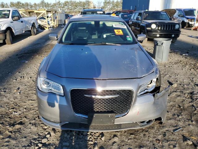 Photo 5 from auction – 2016 CHRYSLER 300 LIMITE with VIN 2C3CCARG4GH344211