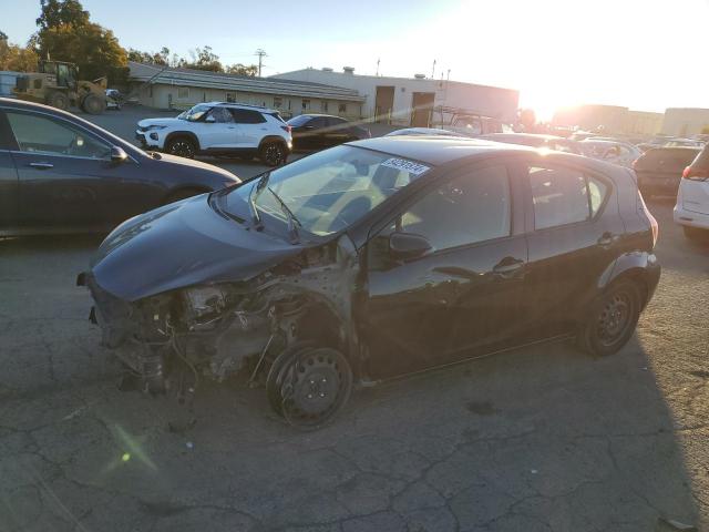 TOYOTA PRIUS C 2016 with VIN JTDKDTB31G1138804 - Photo from auction