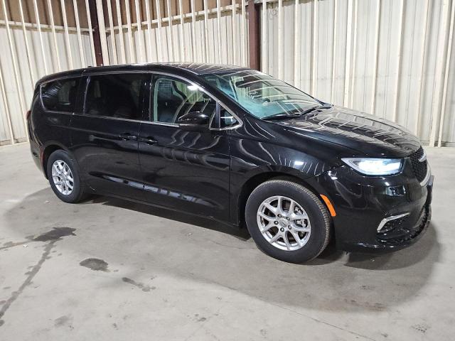 Photo 4 from auction – 2023 CHRYSLER PACIFICA T with VIN 2C4RC1BG8PR620819