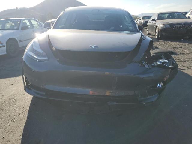 Photo 5 from auction – 2018 TESLA MODEL 3 with VIN 5YJ3E1EA9JF077717