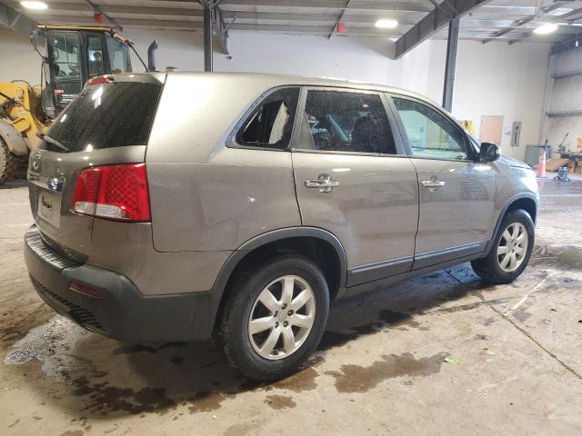 Photo 3 from auction – 2013 KIA SORENTO LX with VIN 5XYKT3A11DG401534